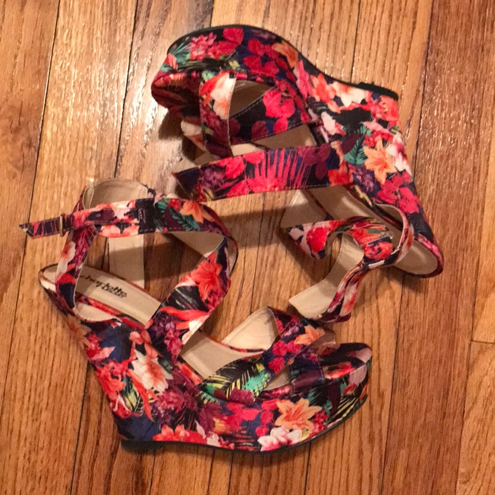 Charlotte Russe floral wedges